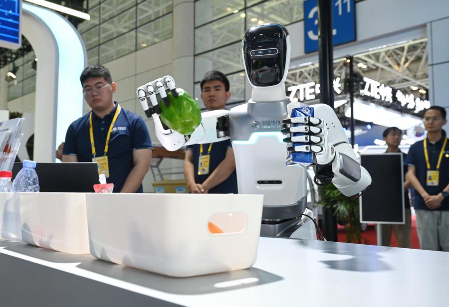 86 pct in global survey praise China