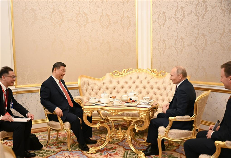 Xi calls on China, Russia to maintain strategic resolve, coordination