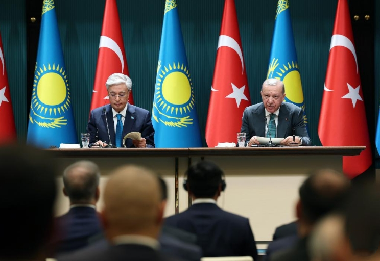 Turkish, Kazakh presidents discuss cooperation in energy, investment
