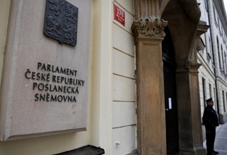 Czech parties ANO, SPD and Motorists ink coalition deal