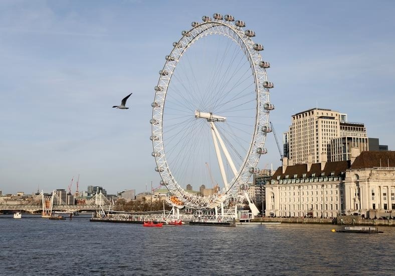 How can UK build stable, mutually-beneficial ties with China?