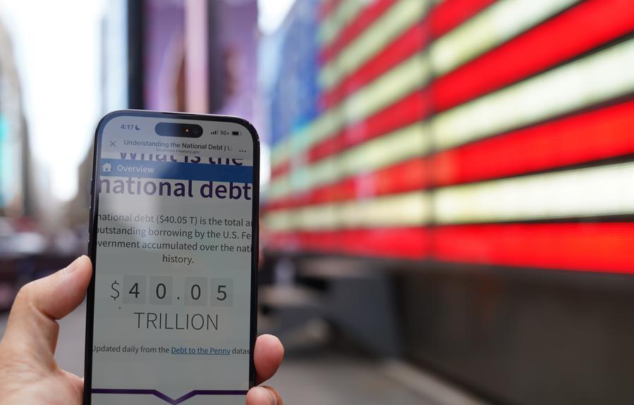 U.S. national debt tops 40 trillion USD for first time in history