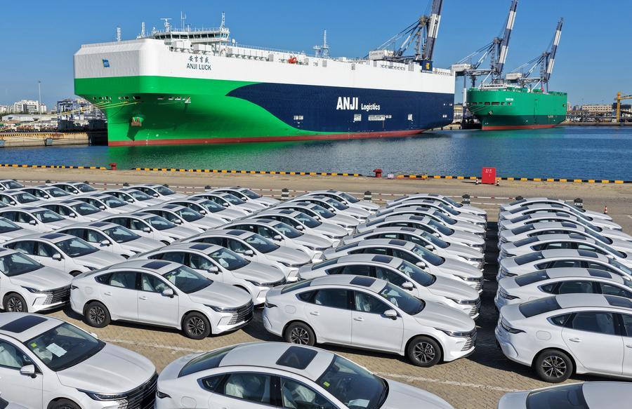 Xinhua Commentary: Resilient Chinese economy brings much-needed certainty to the world