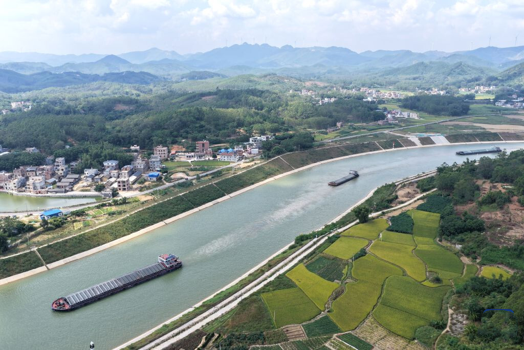 Cargo throughput of Pinglu Canal surpasses 1 mln tonnes in S China's Guangxi